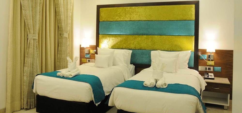 La Woods Hotel Chennai Exterior photo