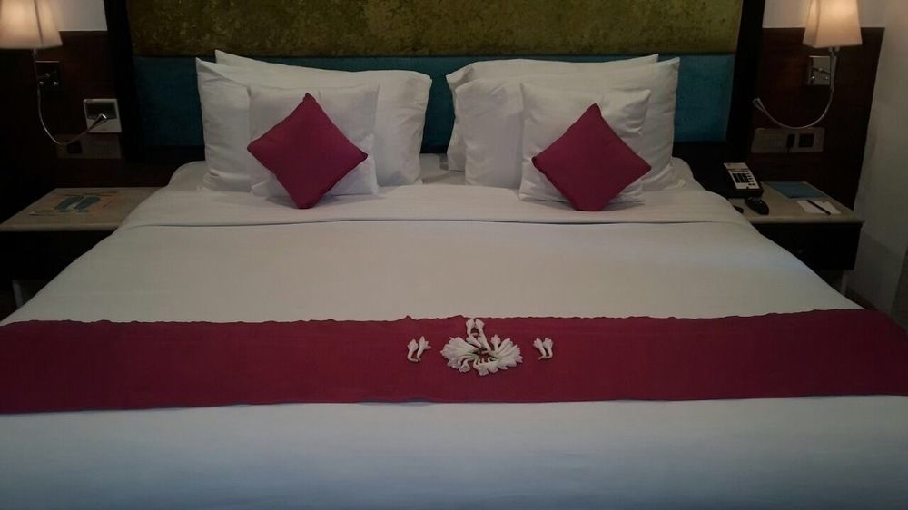 La Woods Hotel Chennai Exterior photo